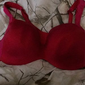 Cacique cushion bra size 42D with lace